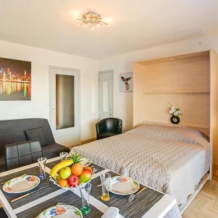 Le Baccara By Interhome Daire Cagnes-sur-Mer