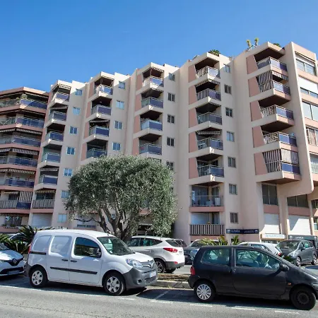 Apartment Le Baccara By Interhome